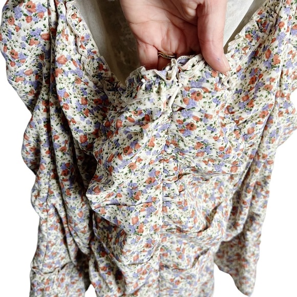 Fashion Nova - Ruched Tie Back Ditsy Floral Dress - Sz. 2X - Picture 7 of 7